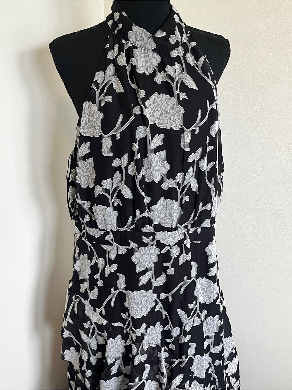 LENA Black Floral Maxi Dress XL Halter Open Back Ruffle Formal Gown - Picture 3 of 10